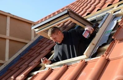 Pose de fenêtres de toit Velux à Briouze